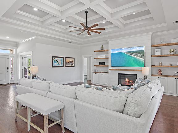 3rd image of 1361 Forest Shore Dr