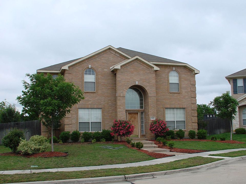 6400 Autumn Trail
