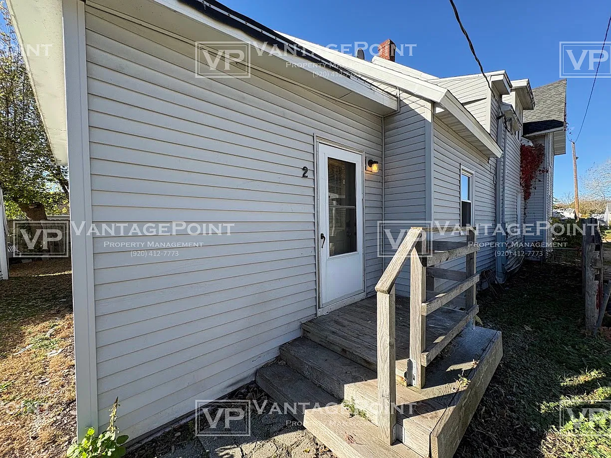 1225 South Chestnut Avenue - OAN - Lower Rear — Photo 2