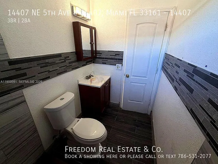 14407 NE 5th Ave #14407 — Photo 16