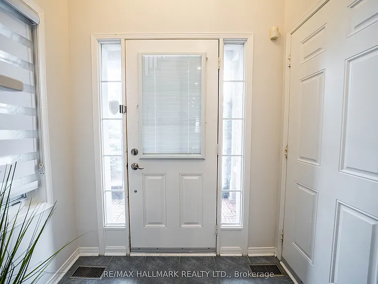 406 Reeves Way Blvd — Photo 11