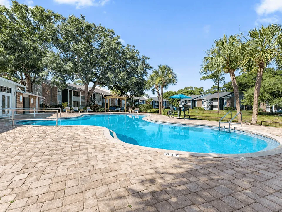 Epic Apartments