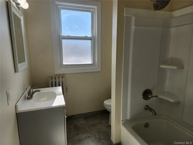 49 Roger Ave — Photo 6