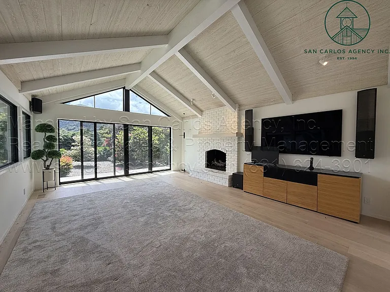 8072 Lake Pl — Photo 3