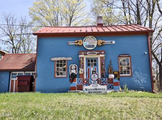 100 2nd St, Milford, PA 18337