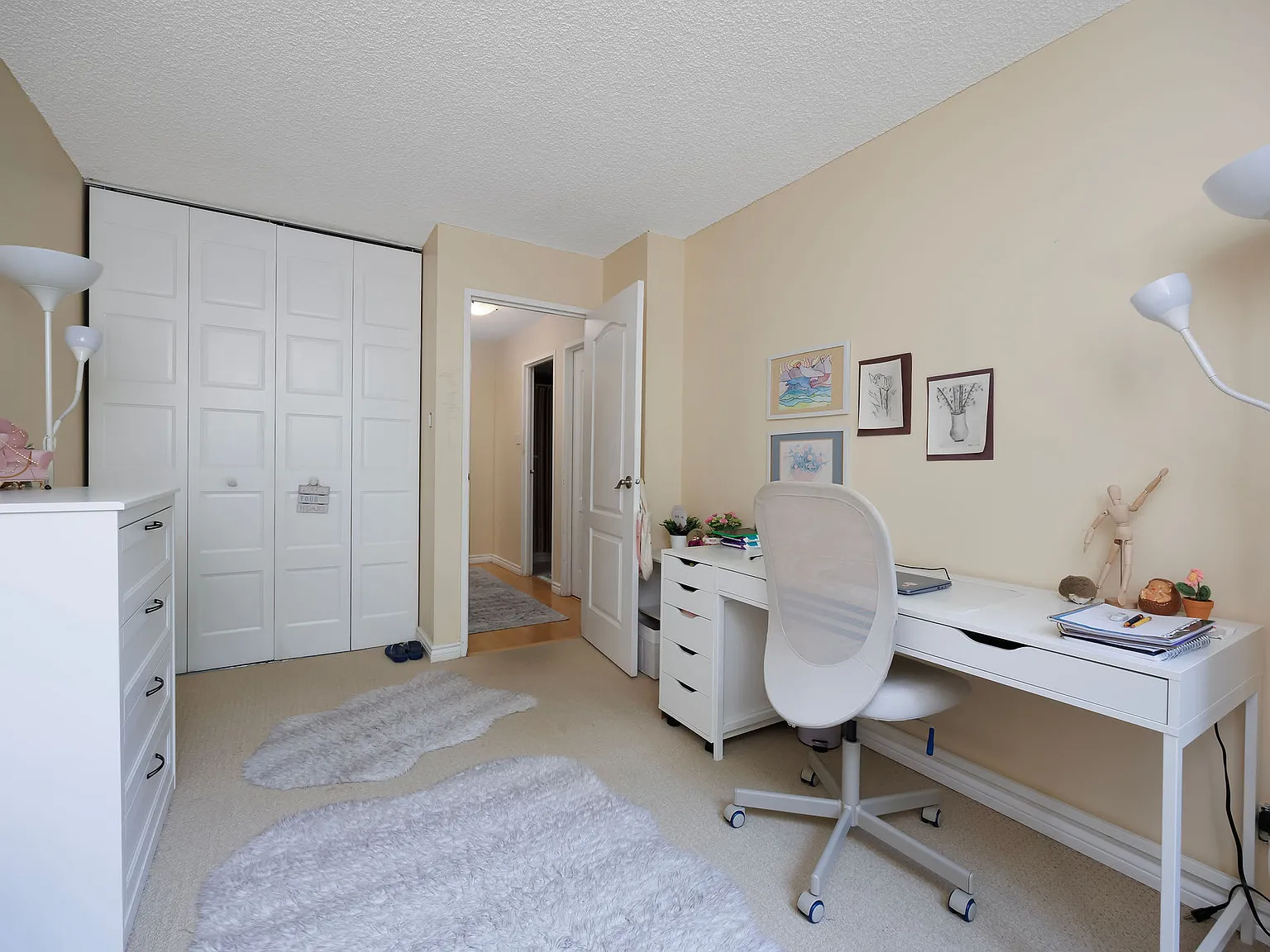 2 bed, 1.5 bath, 945 sqft, $2,795 — Photo 2