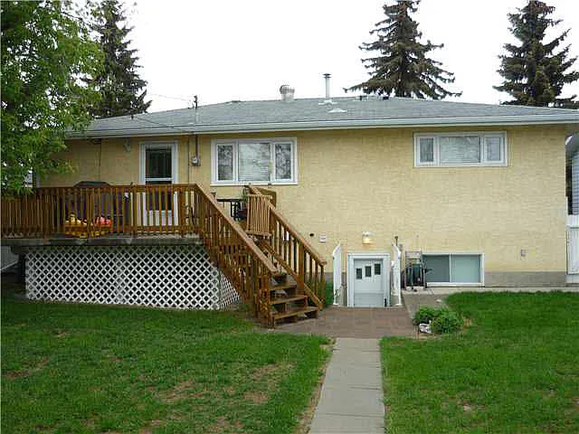 BSMT 10515 52 Ave NW, Edmonton, AB T6H 0N9, Canada — Photo 1