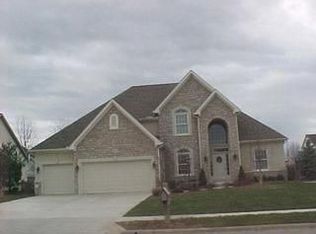 6811 Meadow Glen Dr, Westerville, OH