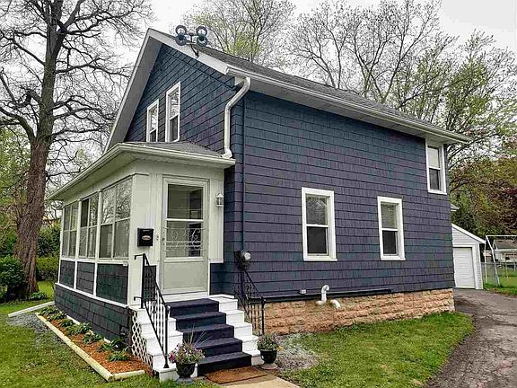 2nd image of 1727 Elmwood Ave