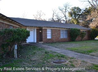 6205 N 19th St, Waco, TX 76708