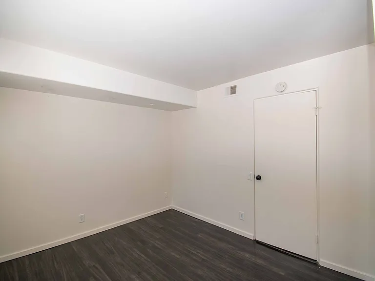 3744 Pershing Ave #4 — Photo 7