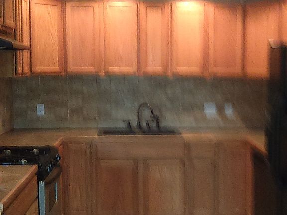 2nd image of 50 Aylwin Cres
