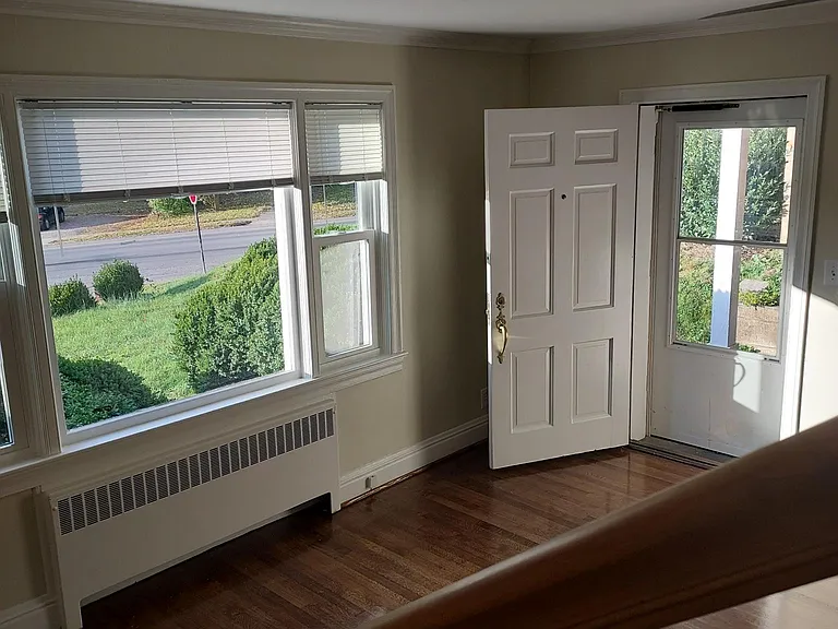 2306 Longview Ave SW — Photo 17