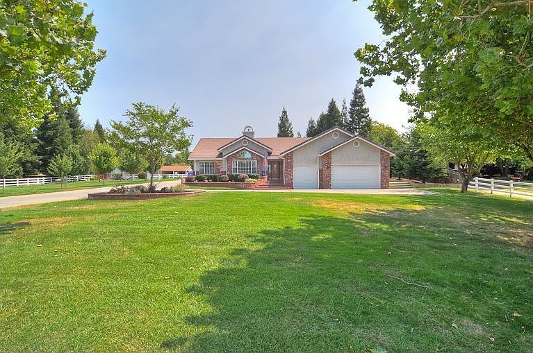 2.93 Acres Horse Property