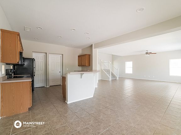 5th image of 13747 W Mauna Loa Ln
