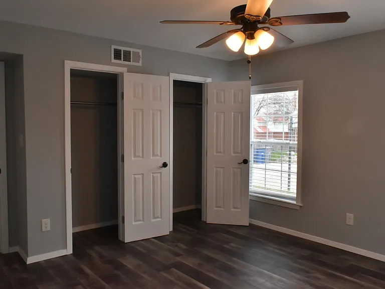 Bedroom closet view