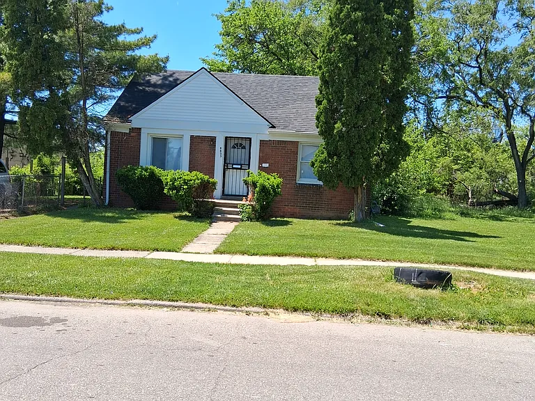 8835 Greenview Ave #0 — Photo 2