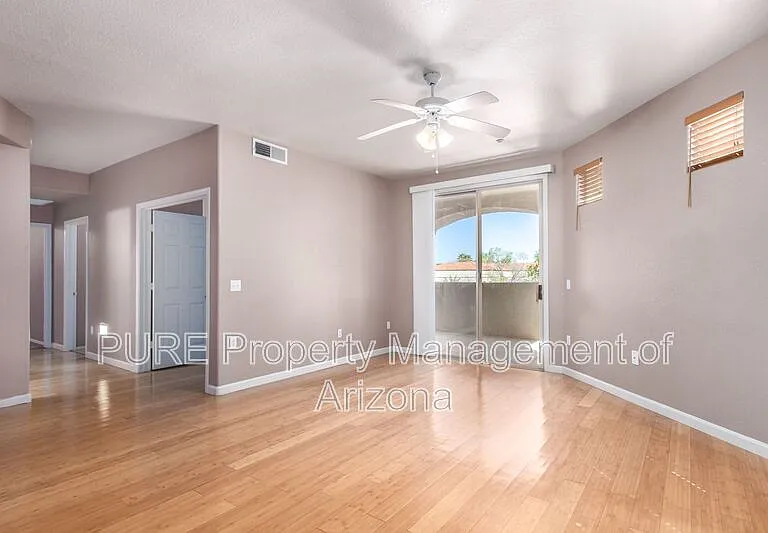 5303 N 7th St #324 — Photo 5