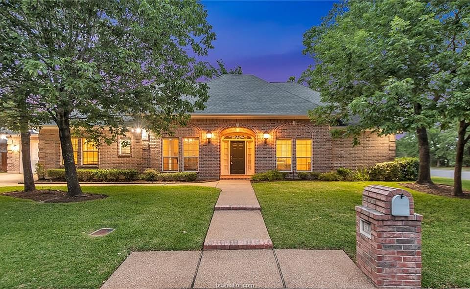 1st image of 5011 Crystal Downs Ct