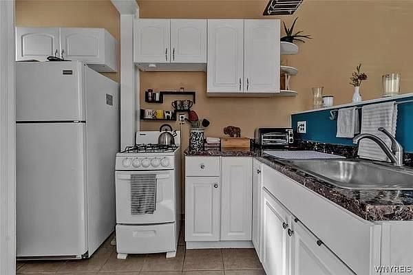 1st image of 341 W Utica St