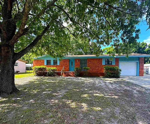 3801 Forest Glen Dr Photo 1