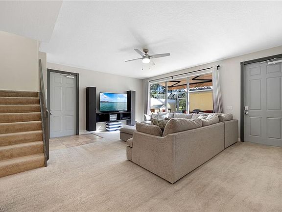 4th image of 28201 Jeneva WAY