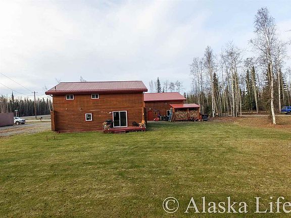 5th image of 3732 Arapaho Dr