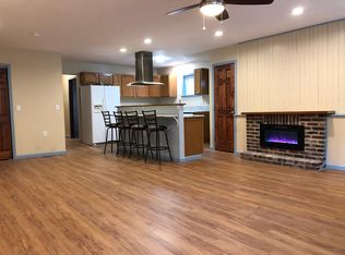 122 Market St, Moscow, PA 18444