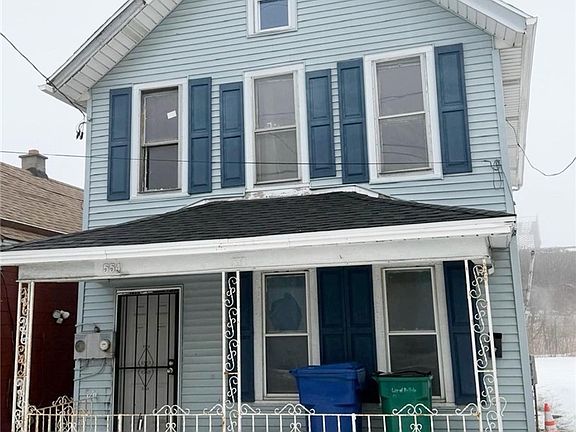 2nd image of 554 Perry St