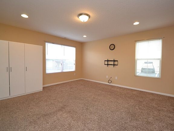 4th image of 188 W Finlay Dr
