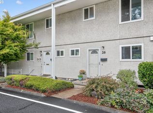 3533 SE Gladstone St APT 26, Portland, OR 97202