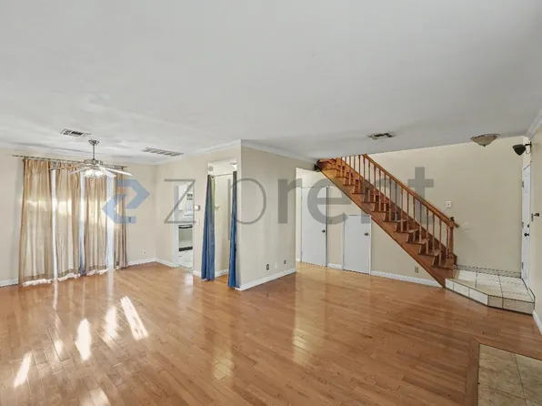 6801 Mammoth Ave APT 17, Van Nuys, CA 91405