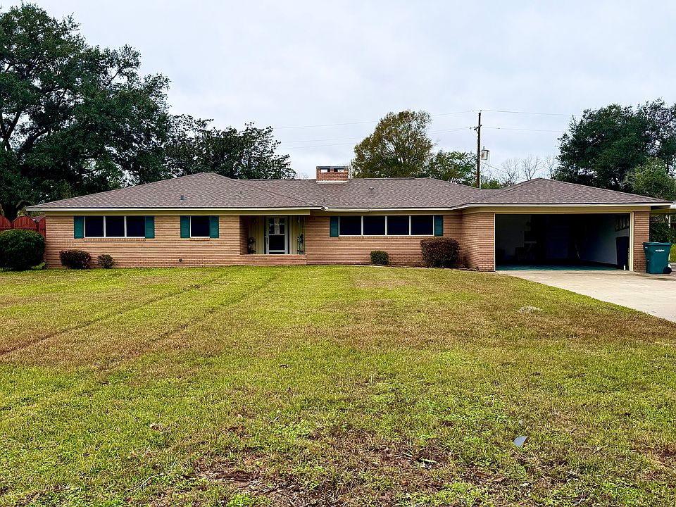 Front of 6025 Ricki st.