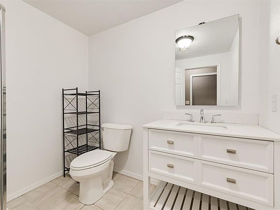 3rd image of 4301 N Redmond Ave