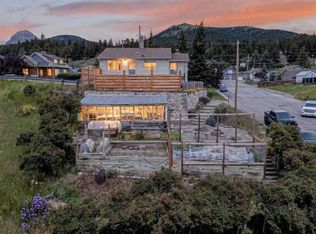 7826 S 22nd Ave, Crowsnest Pass, AB T0K0M0