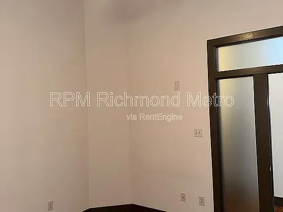 1322 W Broad St — Photo 9