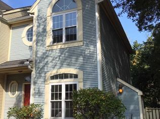 410 Cambridge Cmns, Middletown, CT 06457