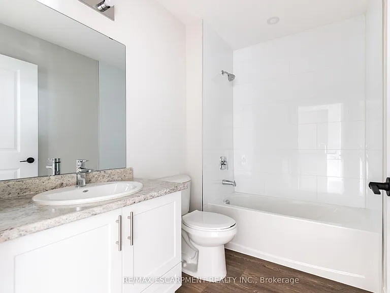 870 Queenston Rd #511 — Photo 24