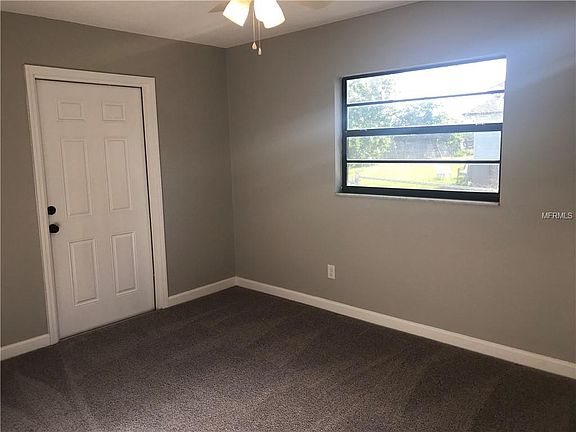 5th image of 4539 Julie Ln