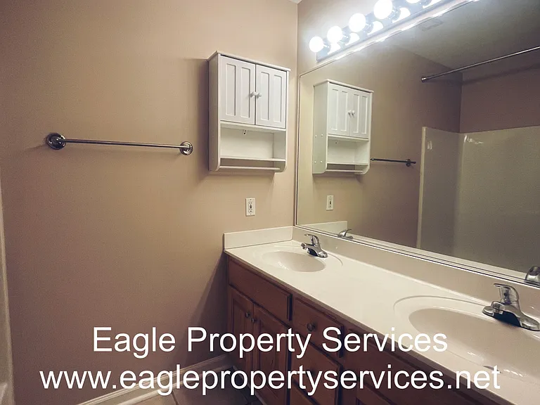 1527 Ashton Woods Way — Photo 13
