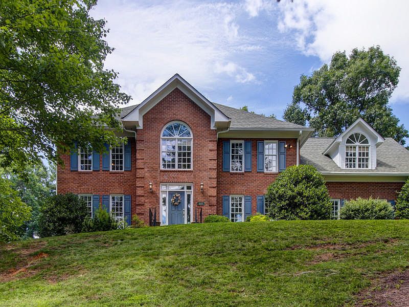 1st image of 1615 Sunberry Cir
