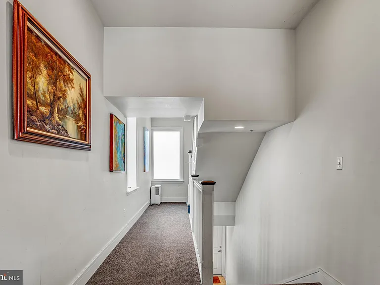 1531 Park Rd NW #6 — Photo 4