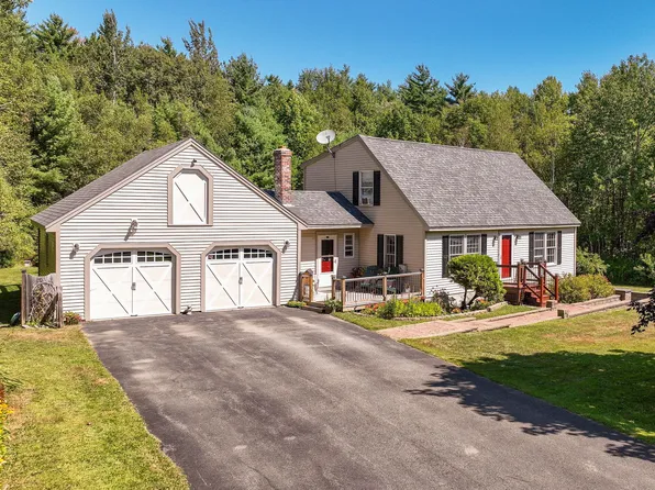 18 Nickel Street, Fairfield, ME 04937