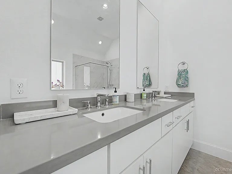 4009 University Grove St — Photo 33