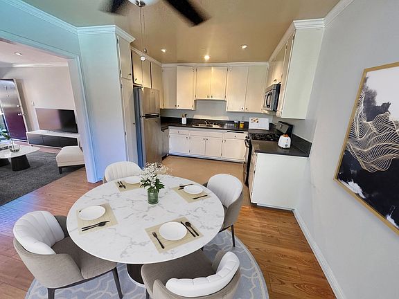 4th image of 721 Edgewood St #7