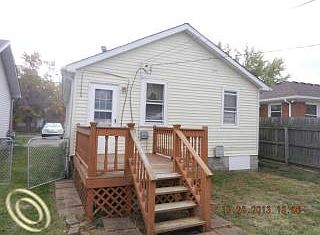 2nd image of 1610 Ford Blvd