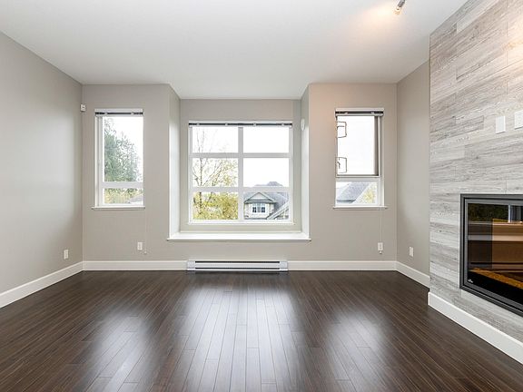2nd image of 3431 Galloway Ave #30