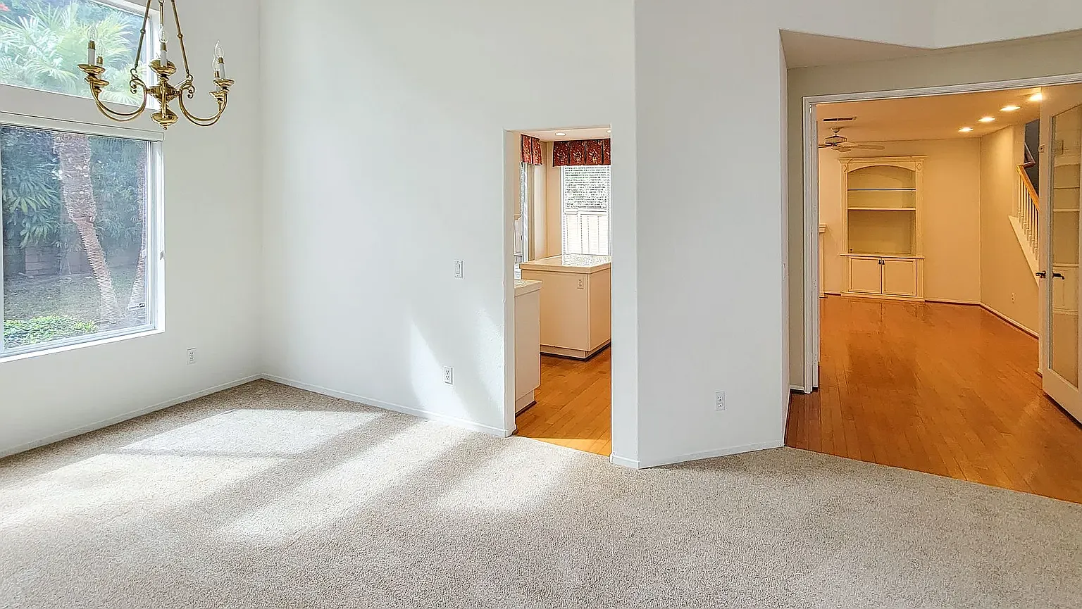 4 bed, 2523 sqft, $4,900 — Photo 3