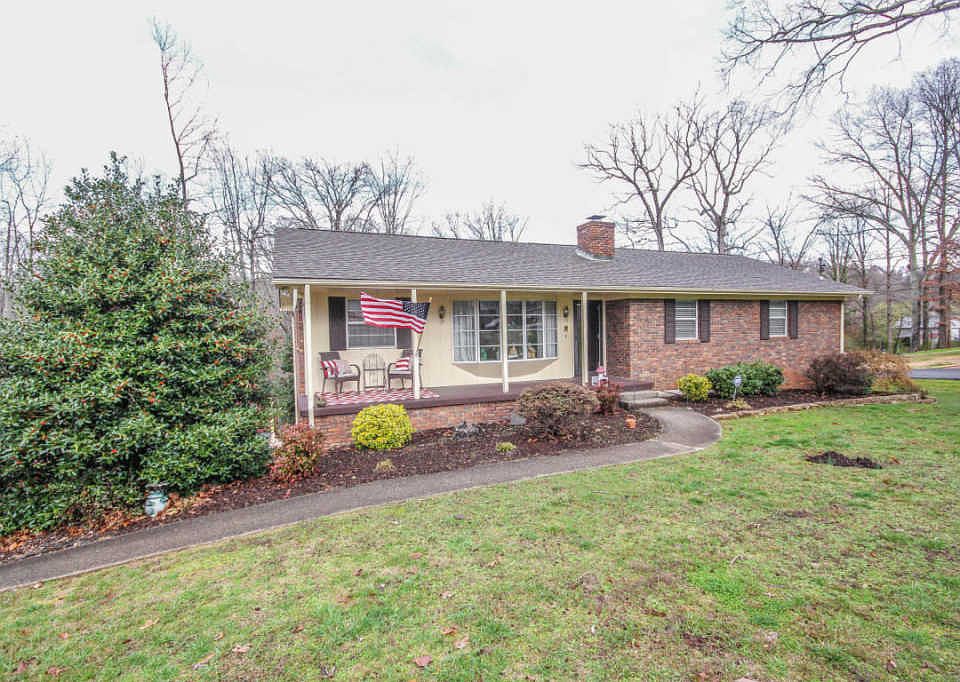 1st image of 1001 Oaklett Dr