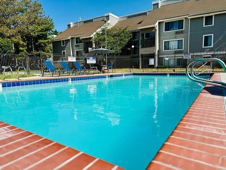 Layton Meadows Apartments — Photo 25
